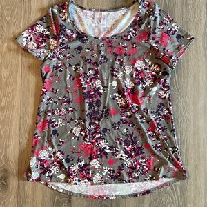 Lularoe Disney Minnie Mouse Classic T